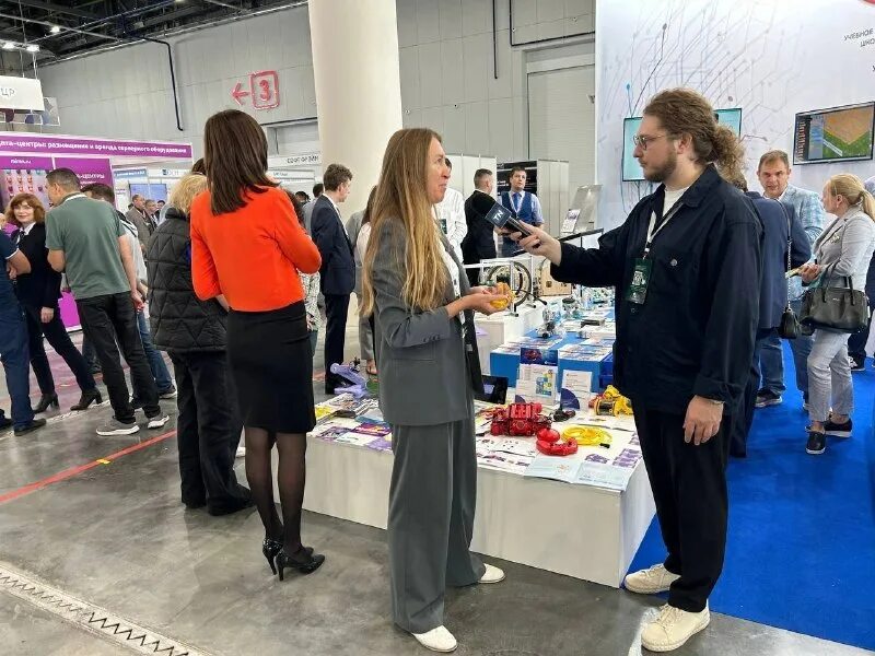 казань выставки 2024. зона экспо вднх. казань хазинэ выставки. галерея хазинэ фешин. казань выставки 2024.