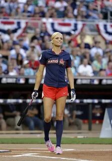 Browse and download High Resolution Jennie Finch's Picture
