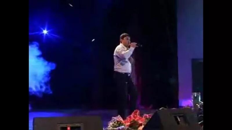 Хазбулат магамет дзыбов. Магамет дзыбов. Магомед дзыбов концерт 2022. Магамет дзыбов. Концерт дзыбова в москве.