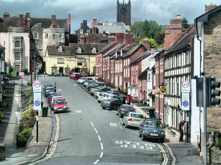 Towns in england. Висбич город Англия. Ладлоу город Англия. Шропшир город Англия. Кендалл город Англия.