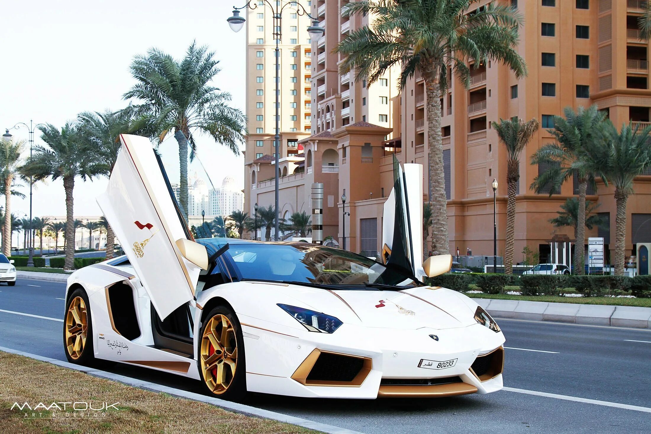 Lamborghini Aventador lp700-4 Золотая. Lamborghini Aventador Roadster. Lamborghini Aventador Roadster Golden. Ламборджини авентадор Золотая Дубай.