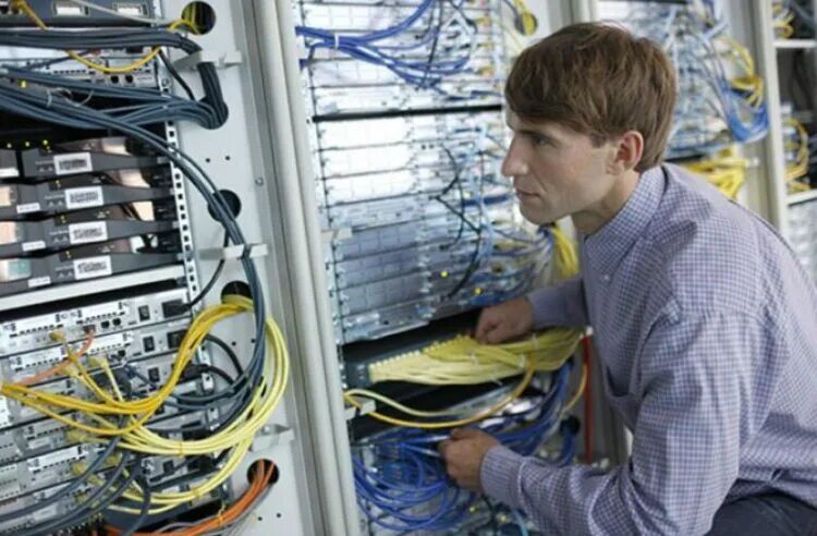 Последние новости агрегатор. CCIE Cisco. Cisco картинки. Стажировка Cisco. Cisco основатели.