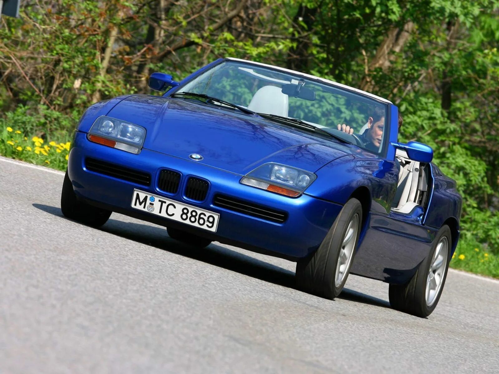 Z 1 выпуск. BMW z1 1989. BMX Z 1. BMW z1 Roadster. BMW z1 1998.