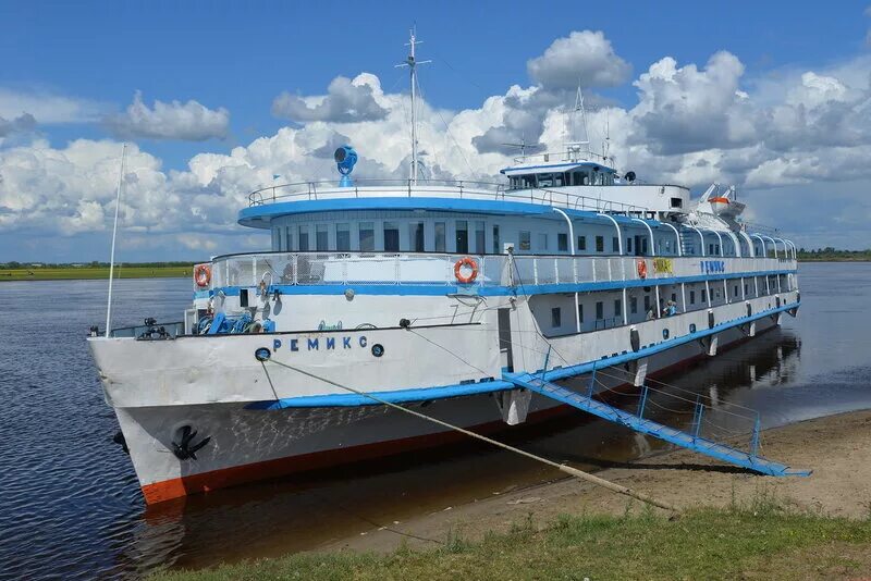 круиз по оби. прогулка по оби на теплоходе новосибирск. речной круиз валаам. круиз теплоход кижи. теплоход на оби новосибирск.