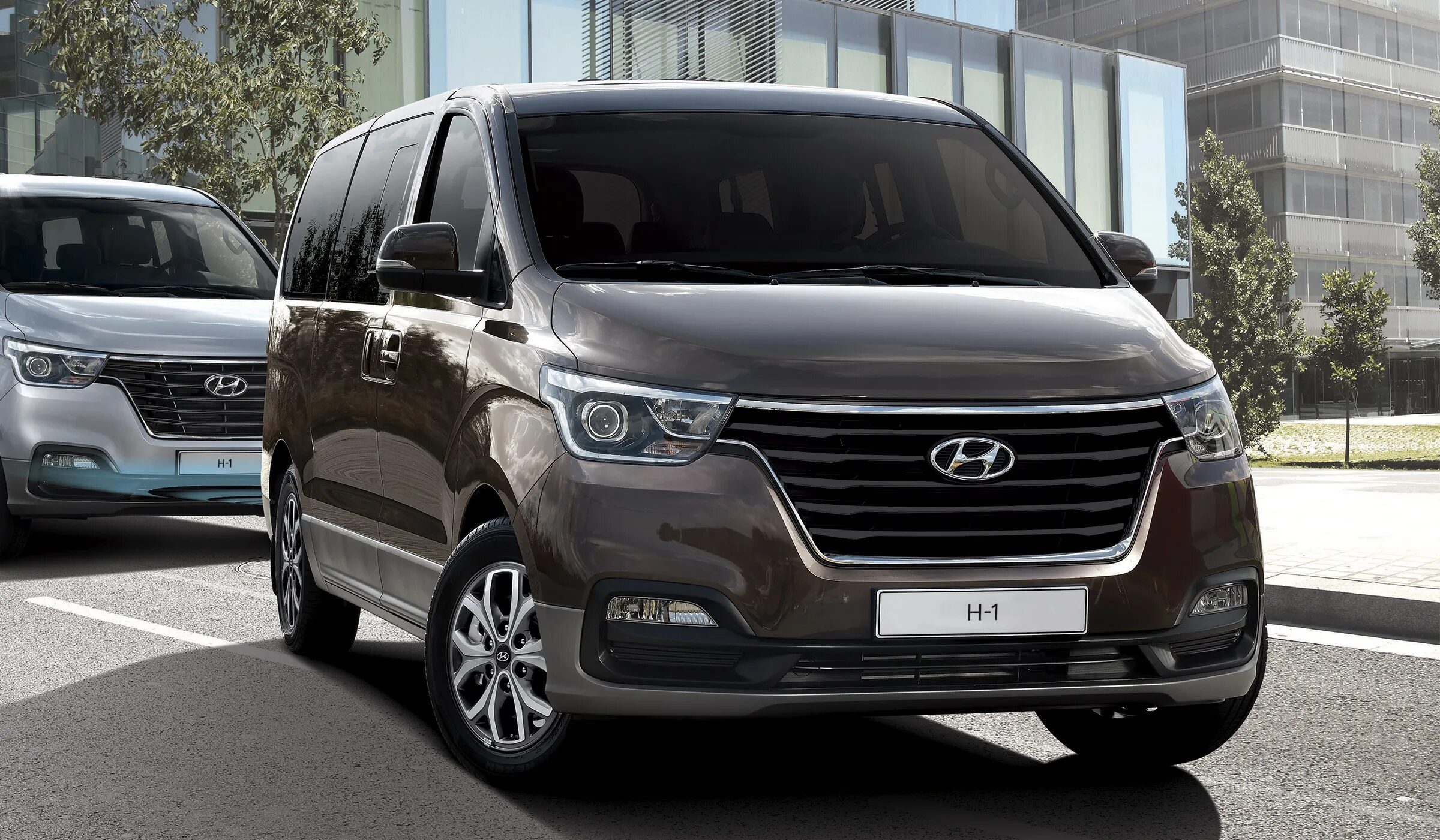 Аренда 2020 года. Hyundai Grand Starex 2018. Hyundai h1 2021 New. Hyundai Starex h1 2018. Новый h1 2021 Hyundai.