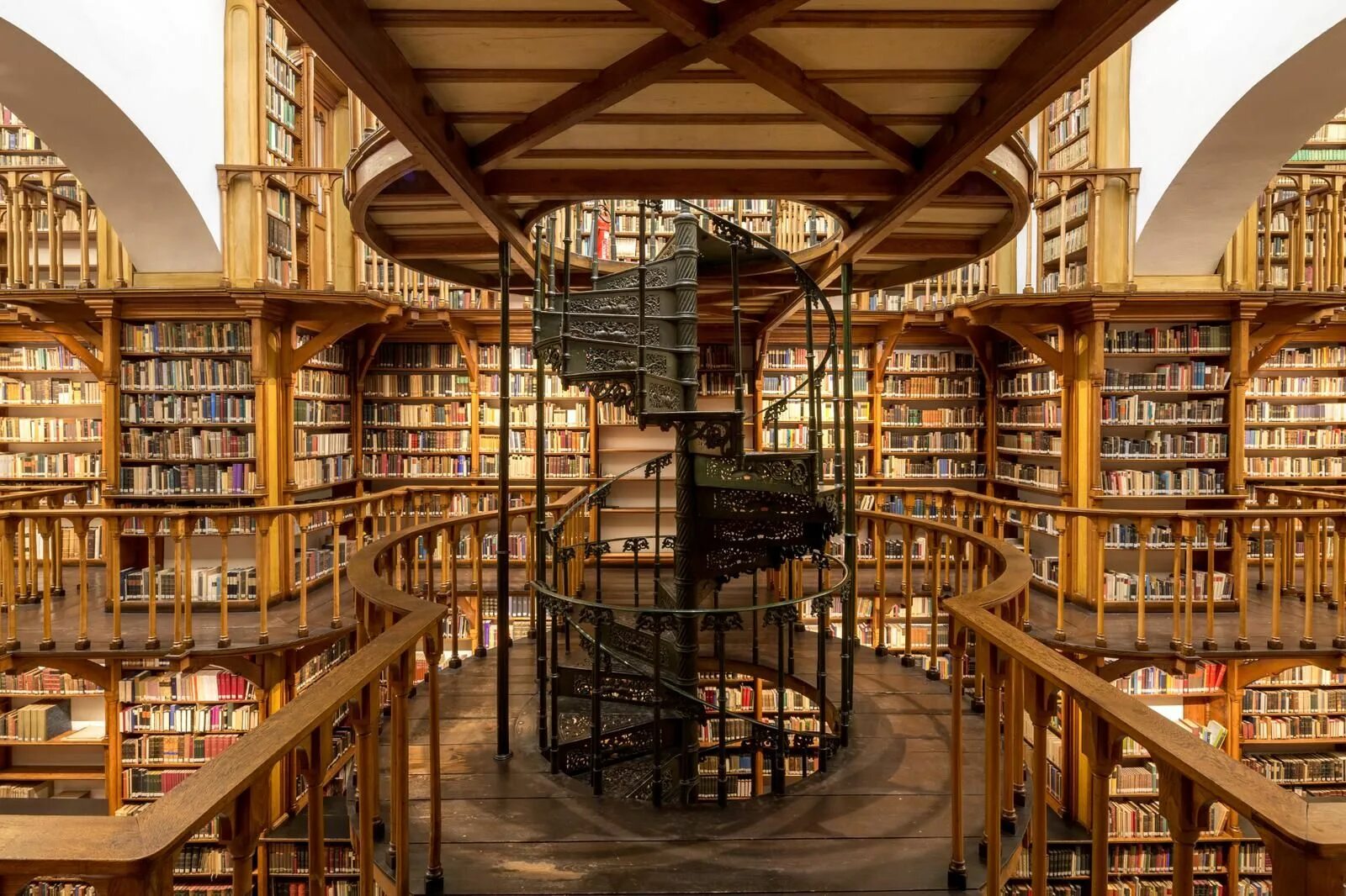 Compiled library. Библиотека науки, Герлиц, Германия. Maria Laach Abbey Library. Библиотека Джироламини Италия.