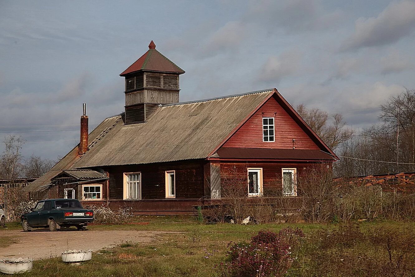 Холм новгород. Город холм Новгородской области. Новгородская область храм на Холме. Город холм Новгородской Церковь. Деревня холм Новгородская область.