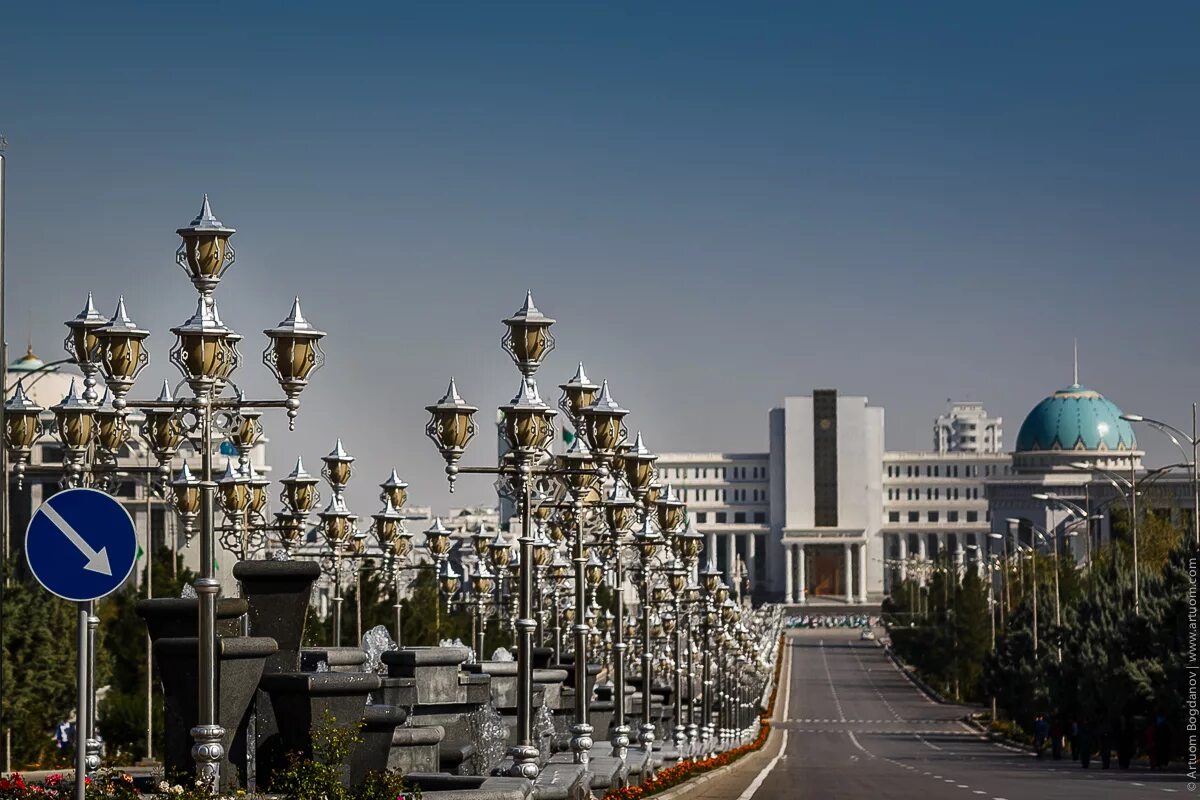 Туркменабад сегодня. Ашхабад столица Туркменистана город мертвых. Мраморный Ашхабад. Ашхабад город призрак. Ашхабад 2023.
