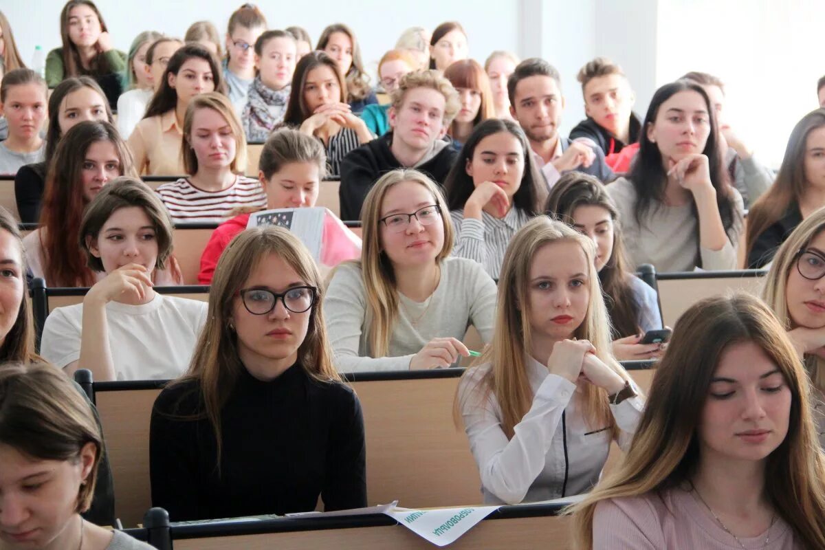 Поволжская академия казань. Институт спорта и туризма Казань. Поволжский государственный Казань. Казанский физкультурный университет.