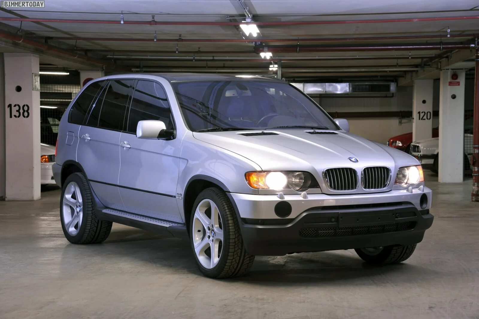 Bmw x5 3.0 бензин. BMW x5 e53. BMW x5 e53 2002. BMW x5 i (e53). BMW x5 e53 дорестайл.