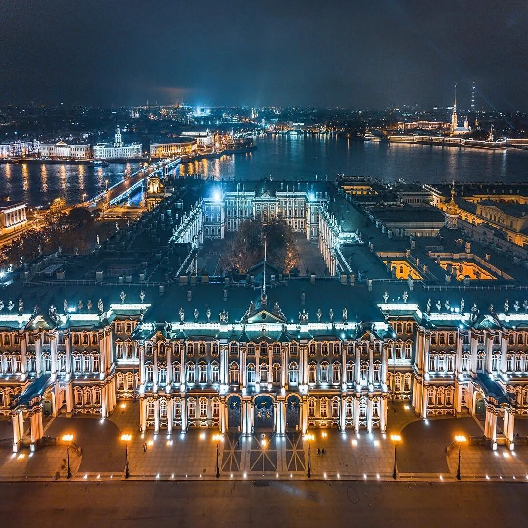 Зимнем дворце города санкт петербурга. Зимний дворец Санкт-Петербург. Санкт-Петербург Эрмитаж зимний дворец. Эрмитаж зимний дворец. Зимний дворец Санкт-Петербург 2020.