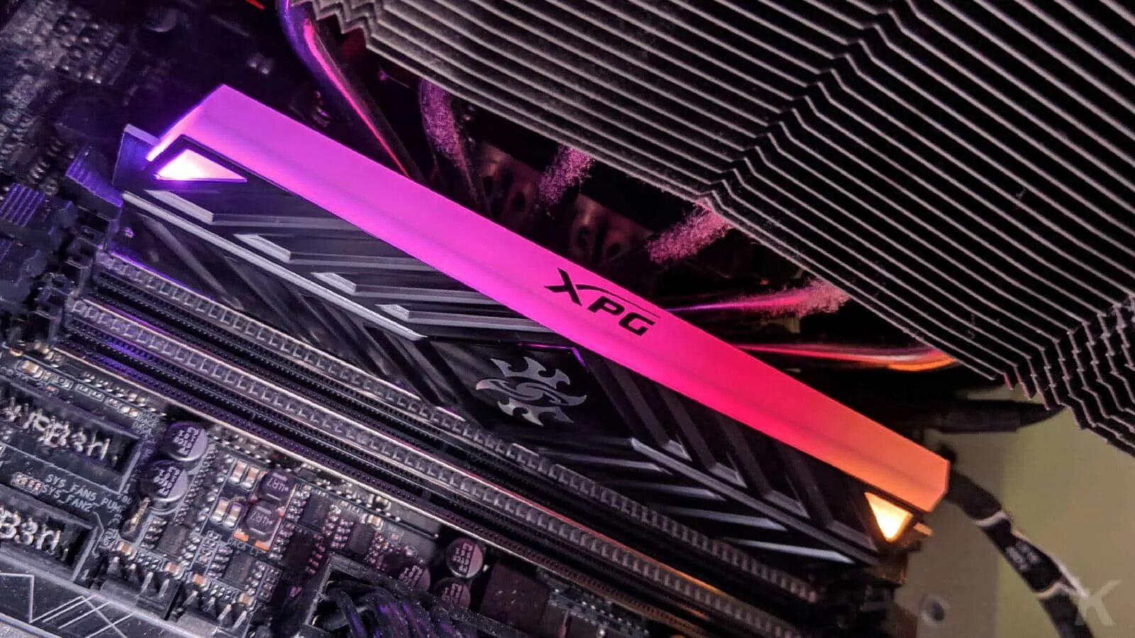 A data d50. Xpg spectrix d41. xpg spectrix d41 rgb. a data xpg spectrix d41. xpg озу ddr4.