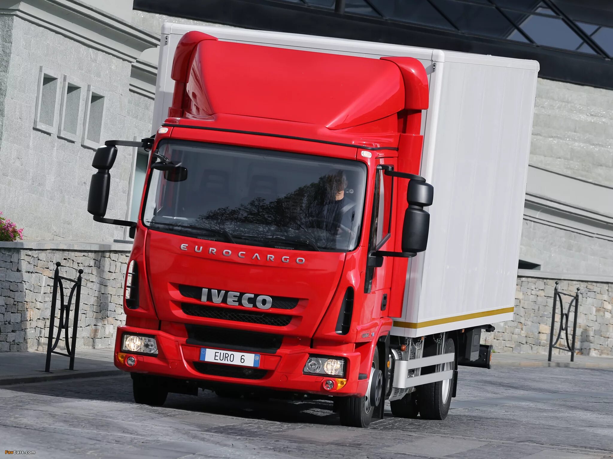 Ивеко в россии б у. Грузовики Ивеко Еврокарго. Iveco EUROCARGO 100. Ивеко Еврокарго 2. Iveco EUROCARGO Euro 6.