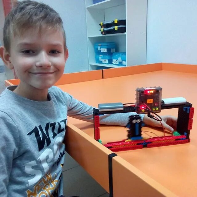 робототехники для детей ростов. робототехники для детей ростов. робототехника для детей. клуб робототехники в ростове на - дону. детский центр робототехники.