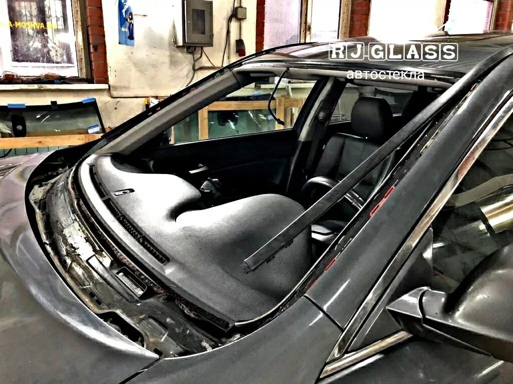 Лобовое стекло хонда цивик 4д кдк. Замена стекла хонда. Замена стекла хонда. Замена стекла хонда. Лобовое стекло хонда аккорд 7.