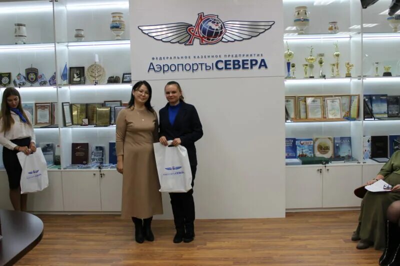 Фкп аэропорты севера. Фкп аэропорты севера. Якутия аэропорты севера. Фкп аэропорты севера хандыга. Аэропорты севера логотип.