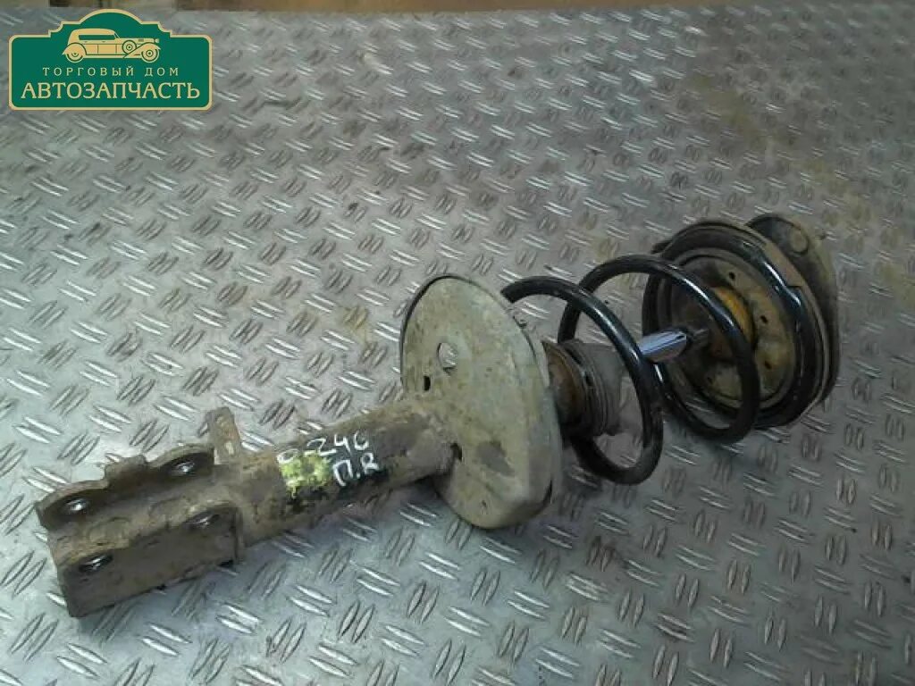 Тойота авенсис стойки задние. Ремарки для тойота королла e100. Стойка тойота авенсис 2007. Амортизатора toyota avensis 2006. Стойки toyota avensis 220.