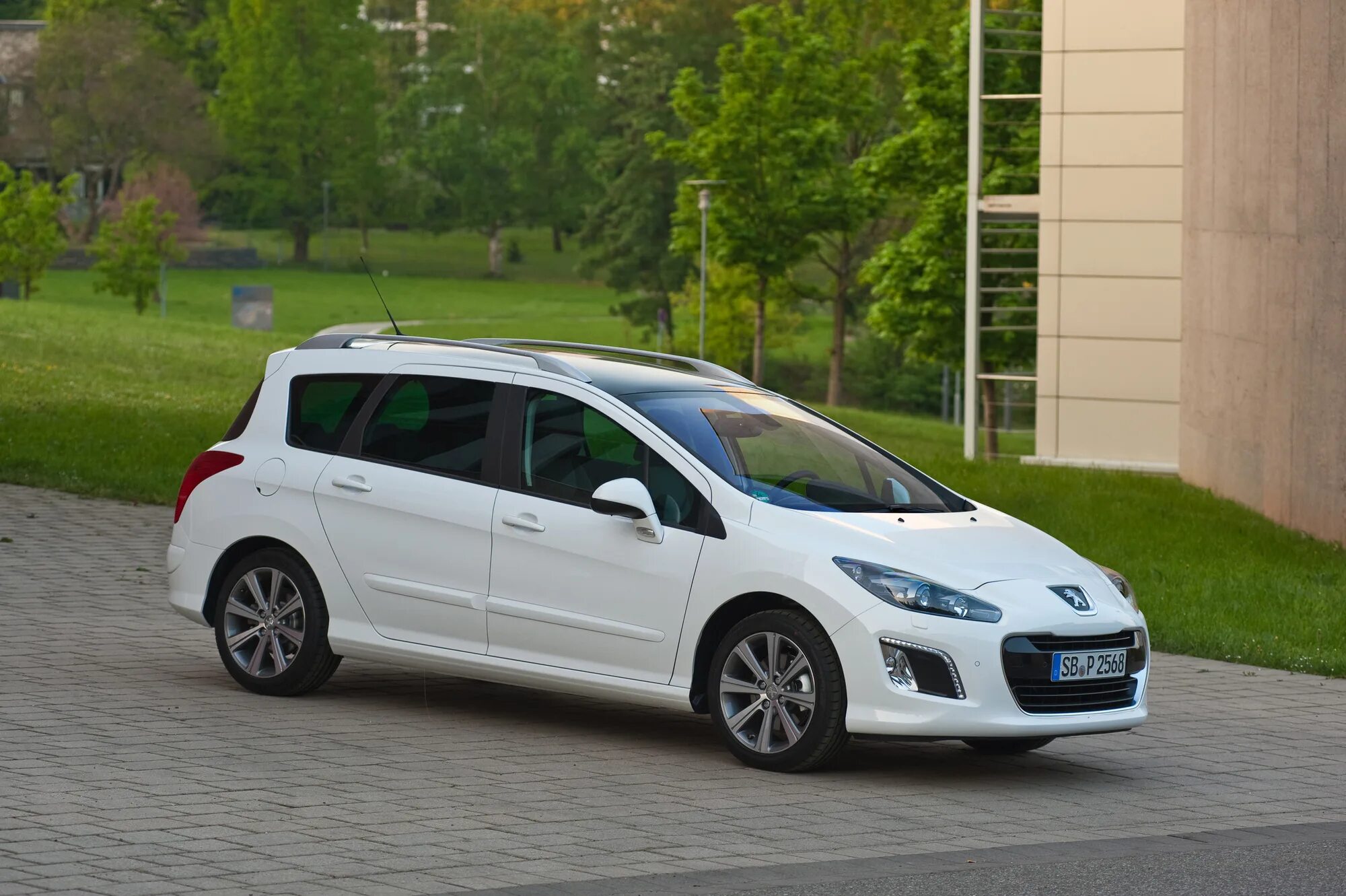 Peugeot 308 SW. Пежо 308 SW универсал. Peugeot 308 SW 2011. Пежо 308 св. Пежо универсал отзывы