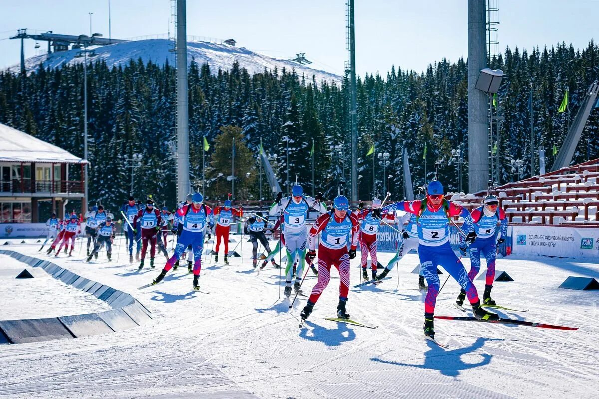 Центр зимних видов спорта филипенко ханты мансийск. Биатлон ханты-мансийск команда. Биатлон ханты. Биатлон ханты-мансийск 2022. Биатлон ханты-мансийск 2022.