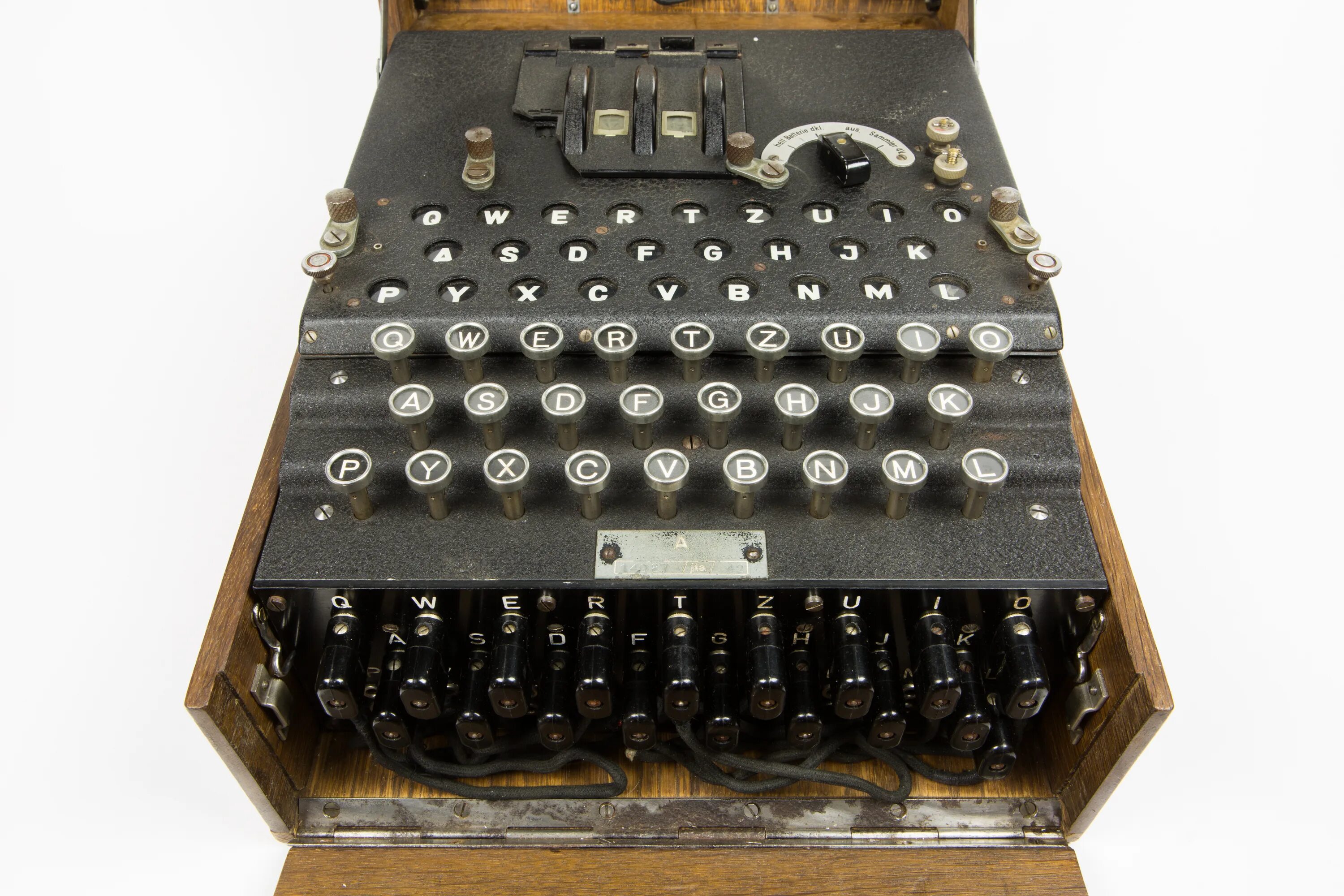 Где находится энигма. Enigma 04.03.2025. энигма 04. enigma m 3 модель. энигма машина.