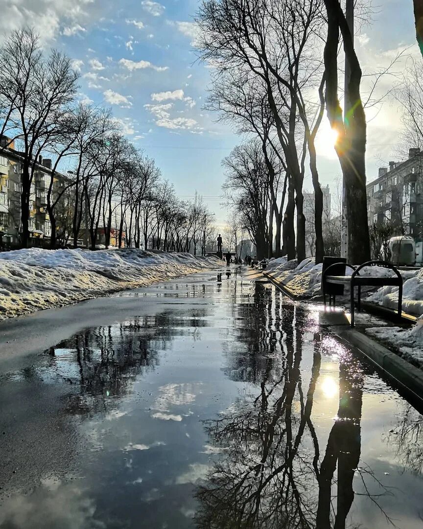 Март улица