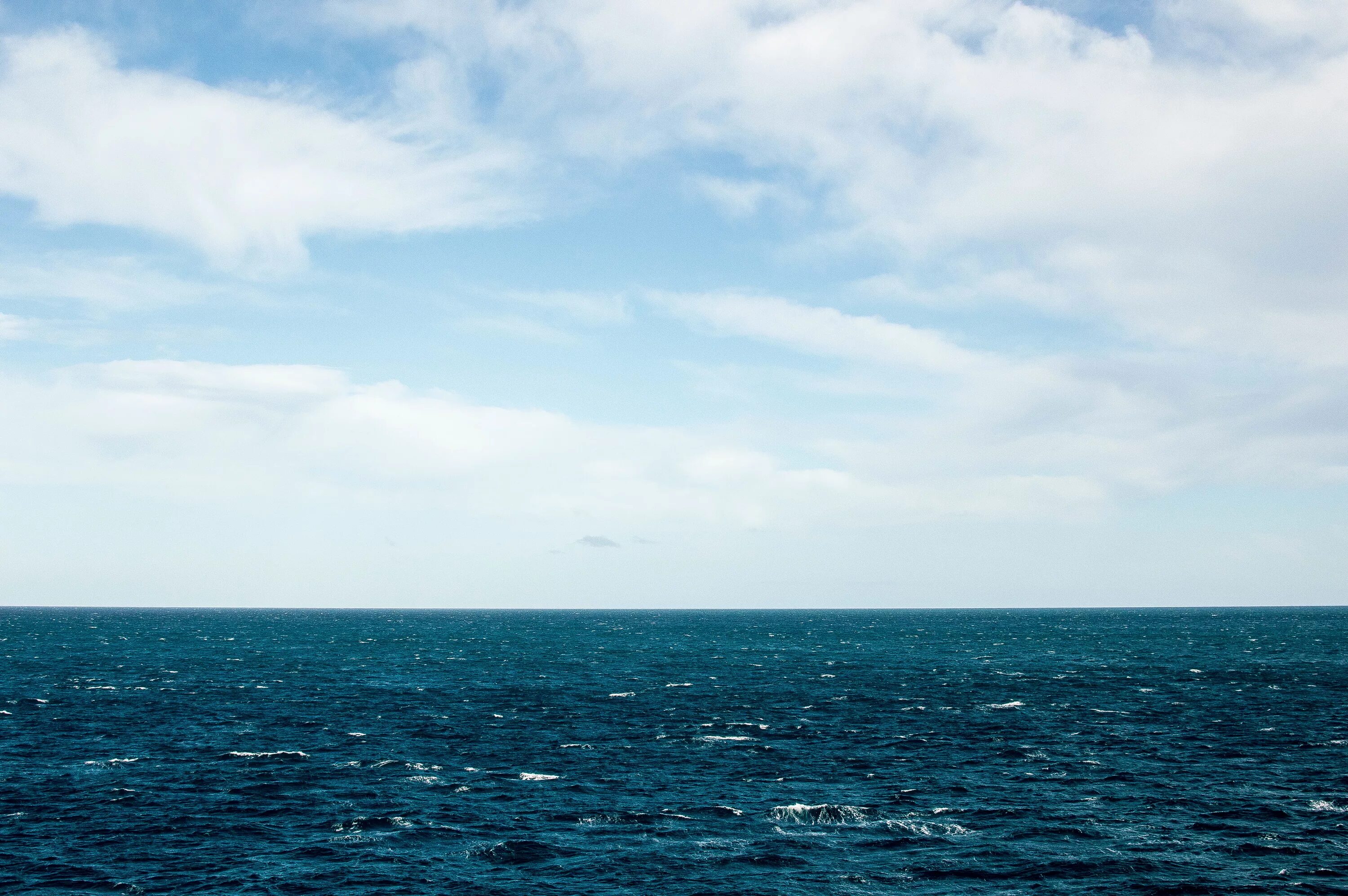 Море в открытом океане. Море Горизонт. Океан. Бескрайнее море. Море небо Горизонт.