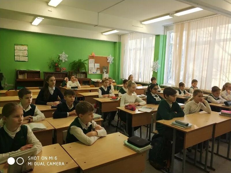 Школа 128 Калининского района.