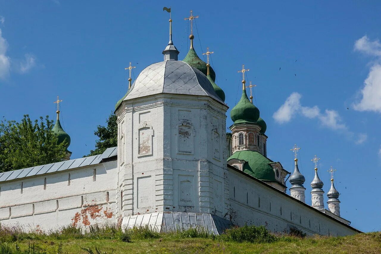 Какие города есть переславль. Переславль-Залесский Переславский Кремль. Достромичательности Переславль Залесский. Кремль Переяславль Залесский. Переславский Кремль достопримечательности Переславля-Залесского.