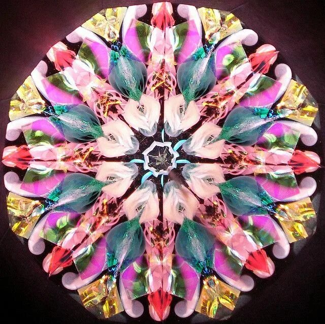 Зимний калейдоскоп картинки. Kaleidoscope 2022 concert. Kaleidoscope 2022. Калейдоскоп логотип. Калейдоскоп бабочек.