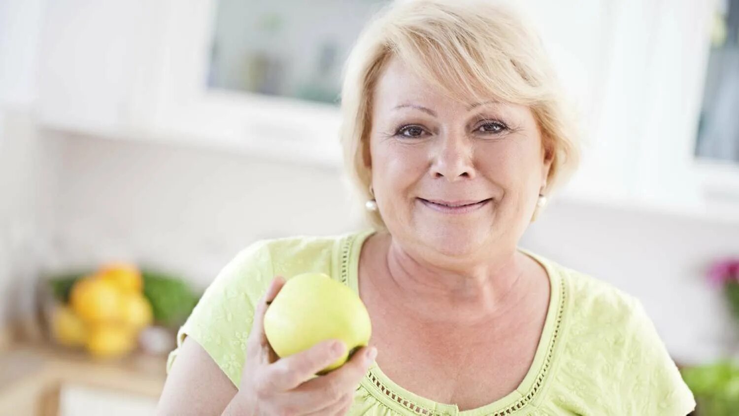 Real old women. Возрастная женщина. Женщина старшего возраста. Обычная женщина 50 лет. Женщины старше 50.