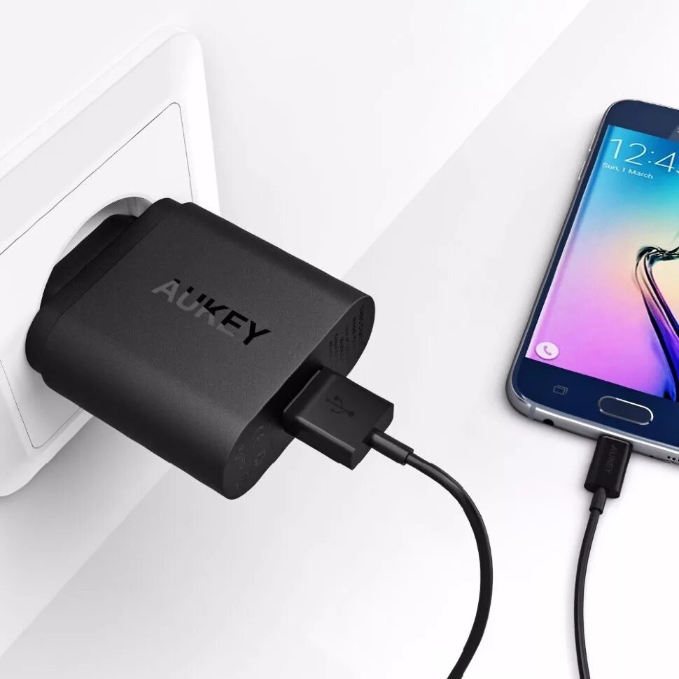 Зарядка для телефона отзывы. Aukey pa-u28. Aukey pa-u28 Turbo. Беспроводная сетевая зарядка Aukey LC-c2. Зарядка quick charge.