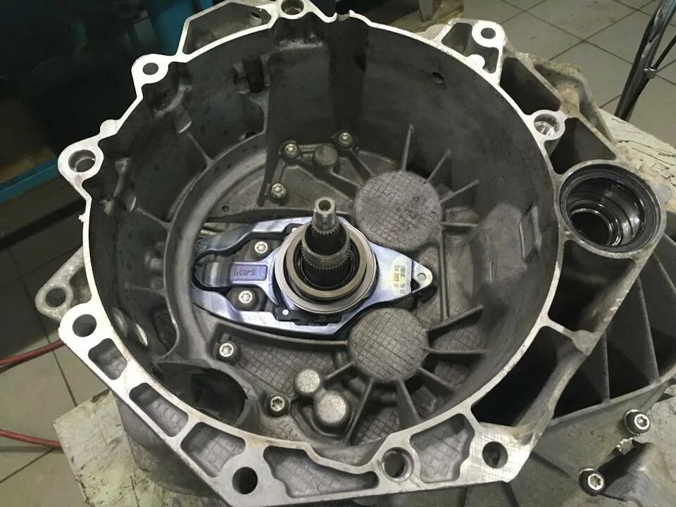Дсг какое сцепление. Dsg dq200 сцепление. сцепление для дсг фольксваген. сцепление dsg 7 dq200. сцепление dsg 7 коробка vag.