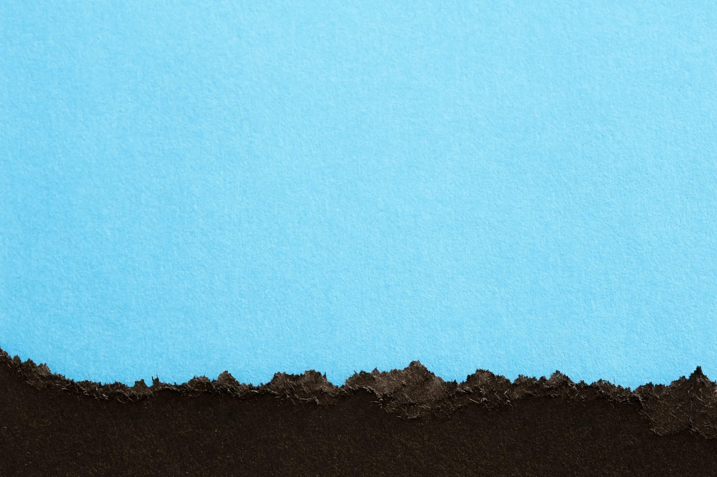 Рваный край бумаги