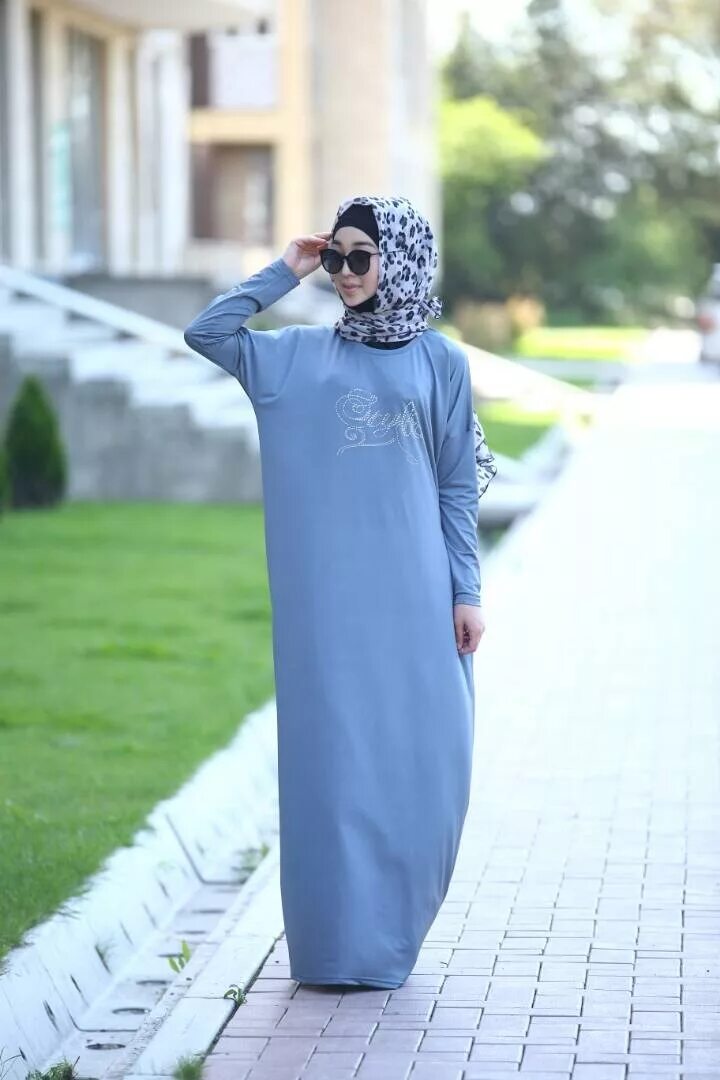 Хаят магазин хиджаб. Платья для мусульманок. Мусульманская одежда для женщин. Мусульманские летние платья.