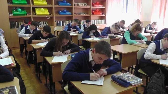 Номер 1 советск. Школа 1 советск кировская область. учителя 1 школы города советска кировской области. средняя школа номер 1 советск кировская область. 4 школа советск кировская область.