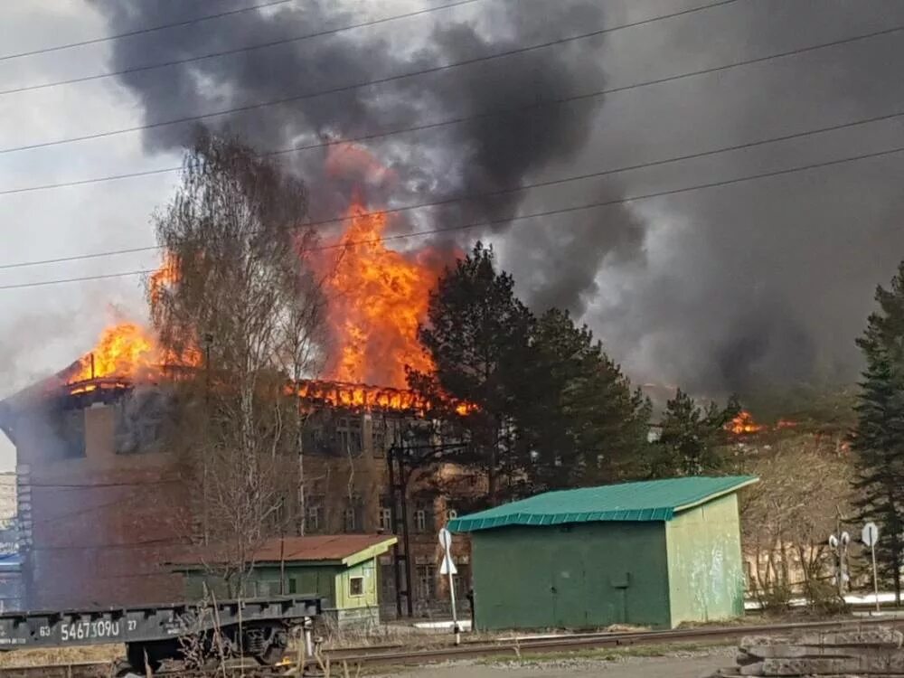 Лысьва ЧП пожары. Пожар на металлургическом заводе. Пожары в г Лысьва Пермский край. ЧП Лысьва. Новости лысьвы в контакте