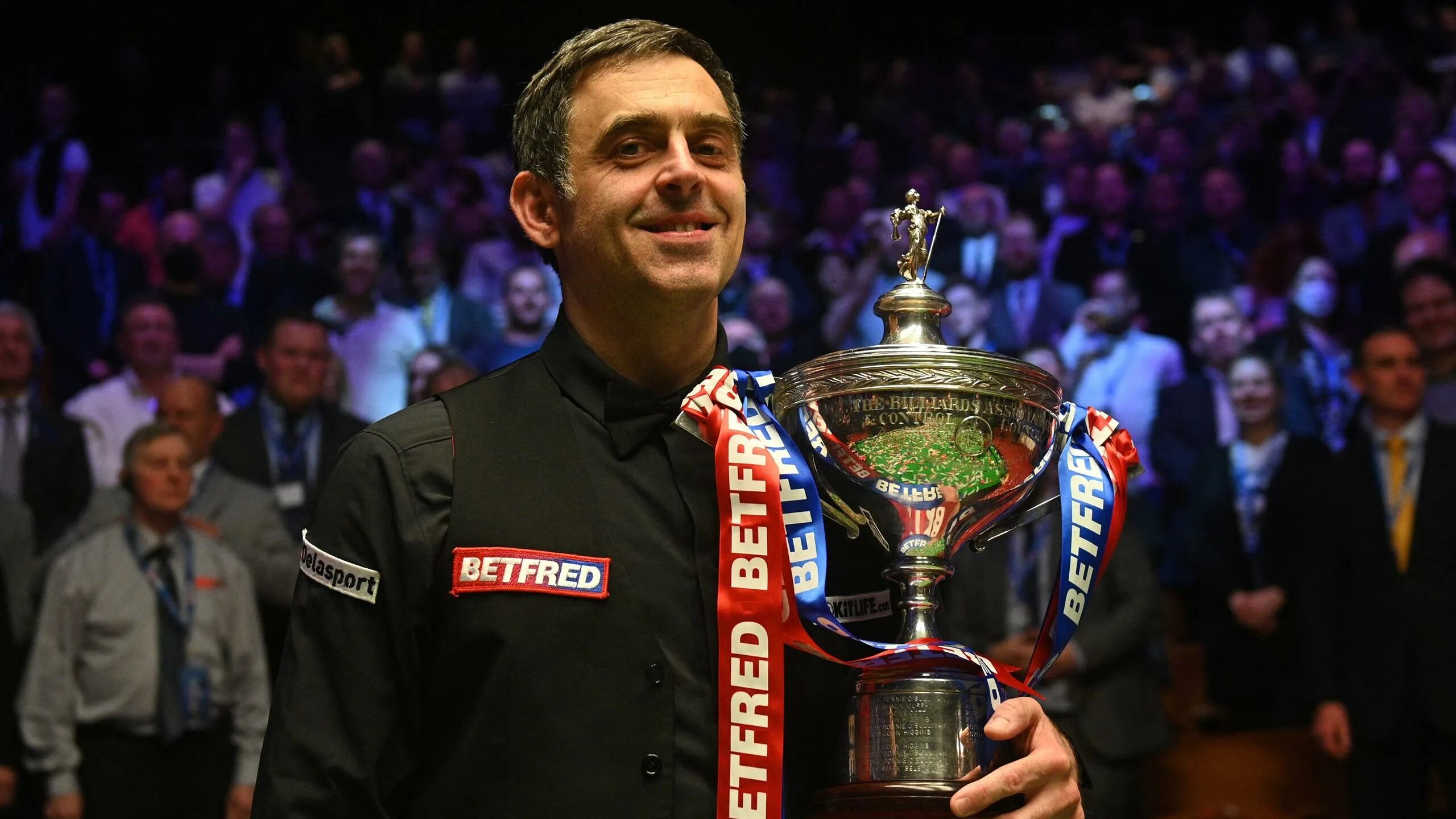 Снукер новости 2024 года. Ronnie o'Sullivan. Ронни о Салливан 2023. Ронни о Салливан снукер. Ронни о Салливан 2022.