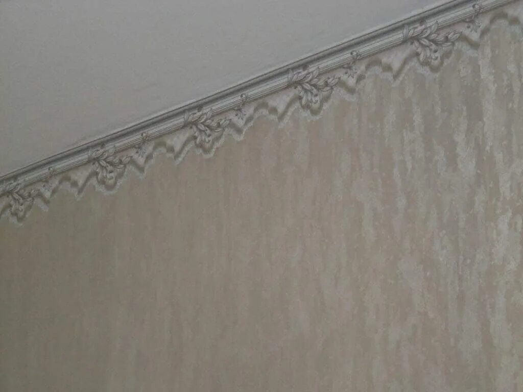 бумажный потолочный плинтус. уголки потолочные полиуретановые. бумажные бордюры для обоев. бордюр на стену. Dd13 карниз потолочный.