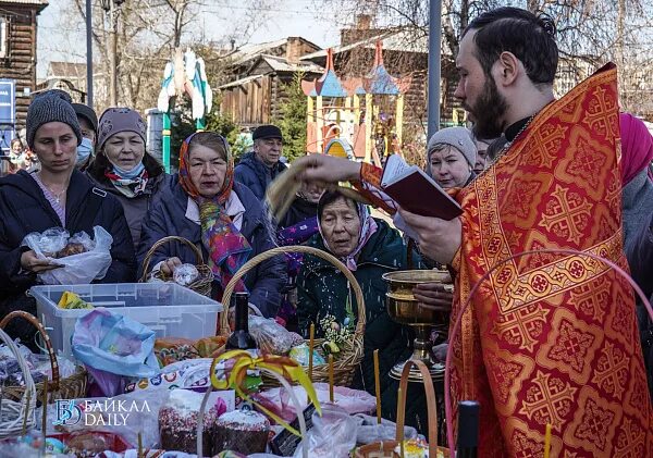 14 апреля церковный. Празднование Пасхи. Пасха праздник празднование. Пасха фотографии праздника. Фото с праздником Пасхи.