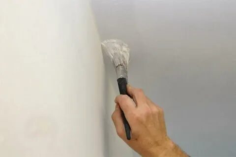 Грунтуют ли потолок
