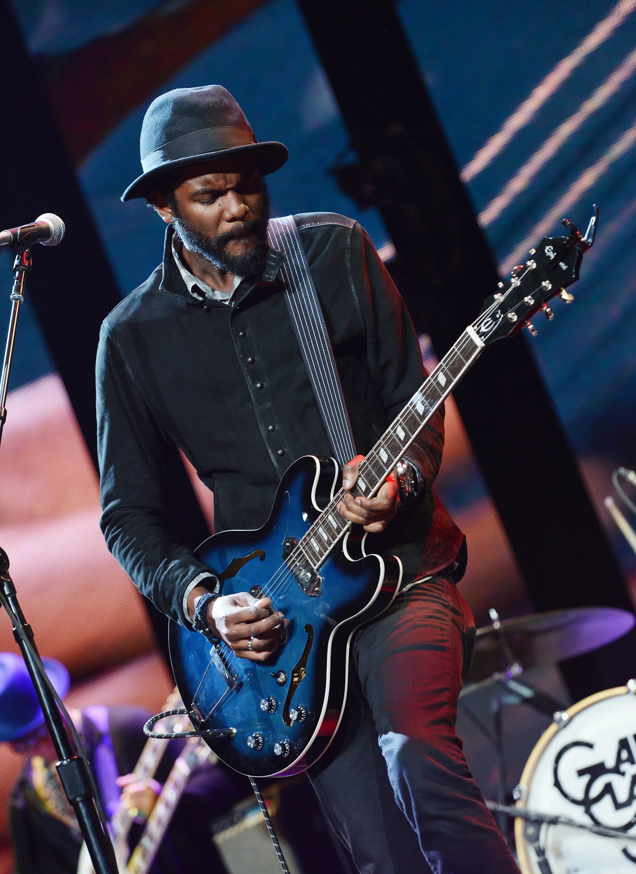 Gary clark jr jpeg raw. Gary clark jr. gary clark. gary clark jr guitar. crossroads guitar festival.