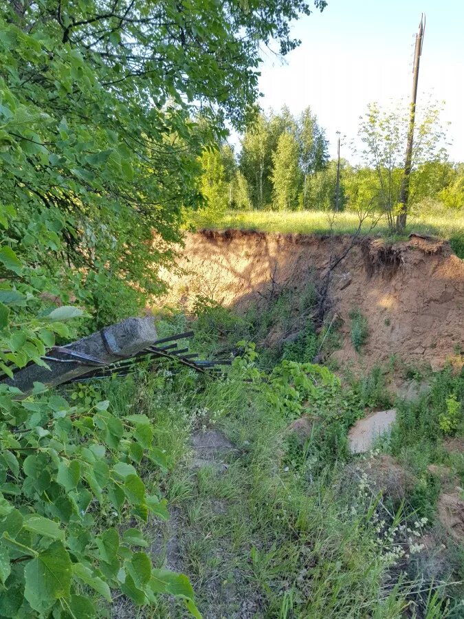 Владимирская горка чебоксары. Оползни в чебоксарах. Трубный овраг. Якимовский овраг чебоксары. Владимирская горка чебоксары.