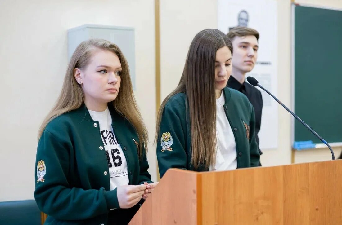 Западный филиал ранхигс калининград. Ильин тамбовский филиал ранхигс. График учебы ранхигс. Пакет заявительных документов. А столыпина факультеты.