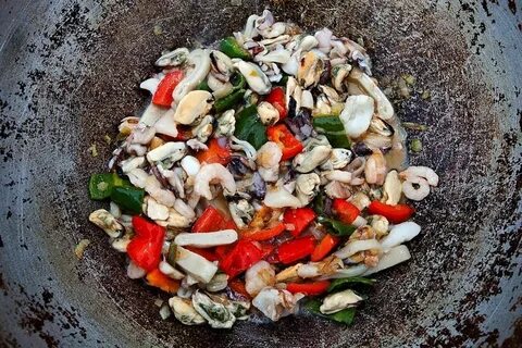 Морепродукты в казане на костре рецепты