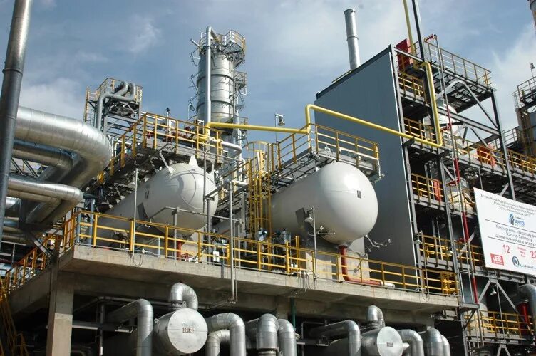 атырауский нефтеперерабатывающий завод музей. атырау нефтеперерабатывающий завод. газохимический комплекс в казахстане. нпз шымкент. афипский нефтеперерабатывающий завод территория.