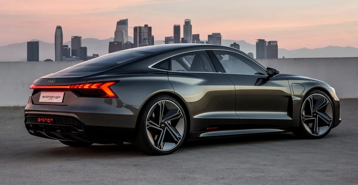 Новые ауди 2021. Новые ауди 2021. Audi e tron 2021. Новая ауди тт 2021. Новые ауди 2021.