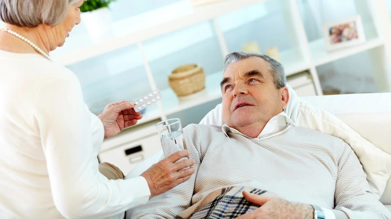 Врачи пьют статины. Пожилые люди стоматология. Центр для пожилых людей «ЛОДЭ».