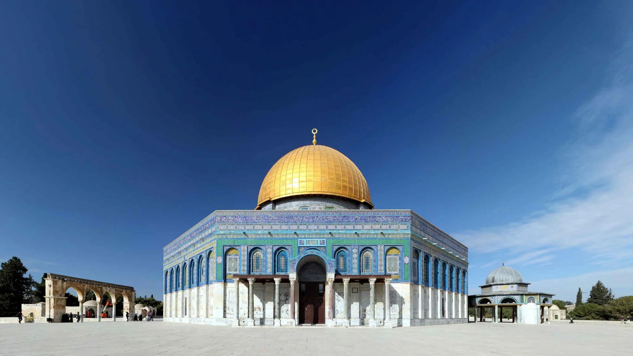 Аль акса обои. Храмовая гора в иерусалиме купол. Храм мечеть синагога. Мечеть куббат ас-сахра (купол скалы) в иерусалиме. Иудаизм мечеть.
