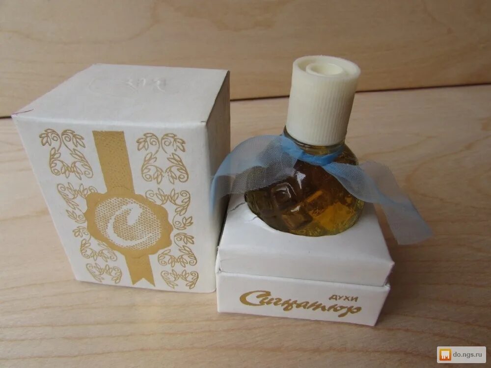 Духи сигнатюр ссср. Духи сигнатюр прибалтика. Духи сигнатюр винтаж. Сигнатюр. Духи сигнатюр винтаж.