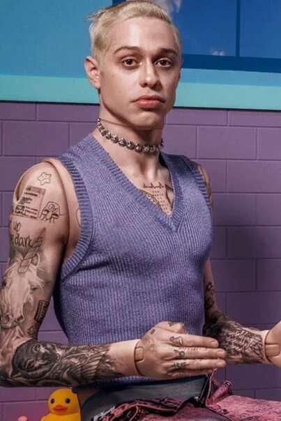 Дж питом. Питт Дэвидсон. Pete Davidson 2021. Pete Davidson Кен. Пит Дэвидсон big dick.